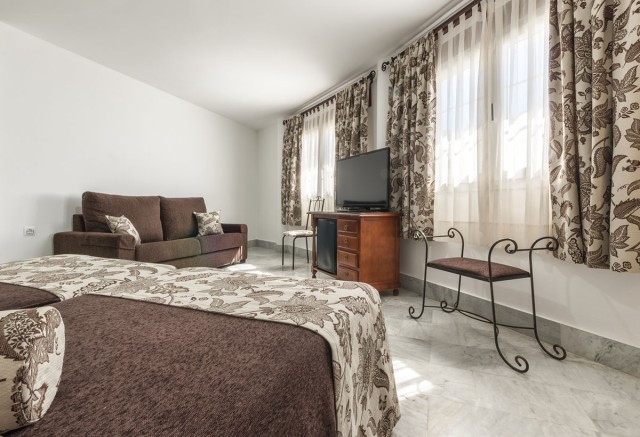 Habitacion-Triple-Habitacion-Doble-Superior-1